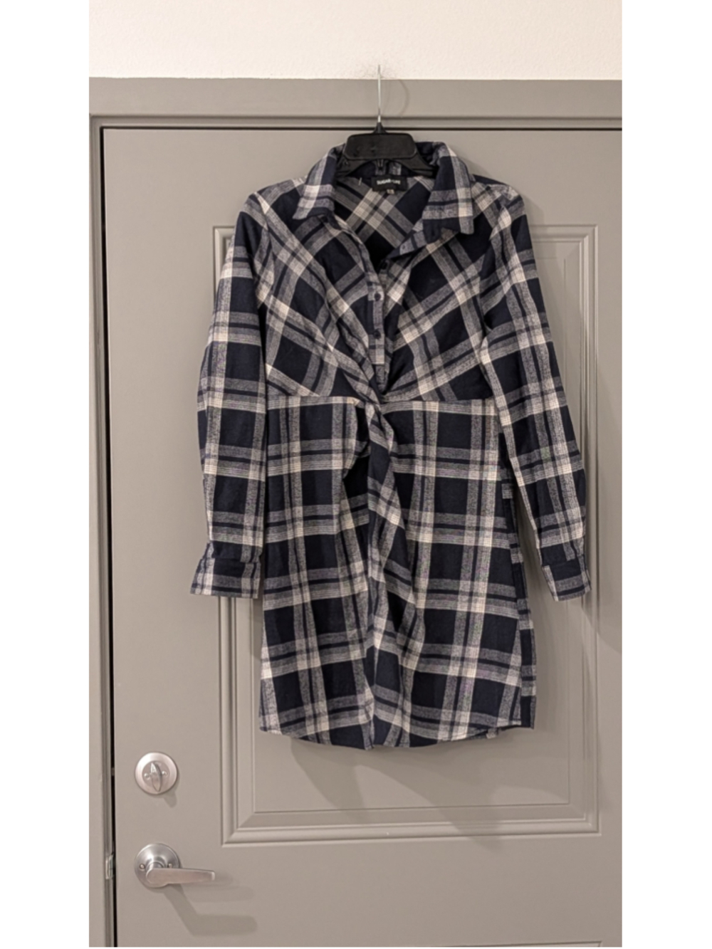 Women's Sugar Lips Plaid Button Down Shirt, Size L, blue and White